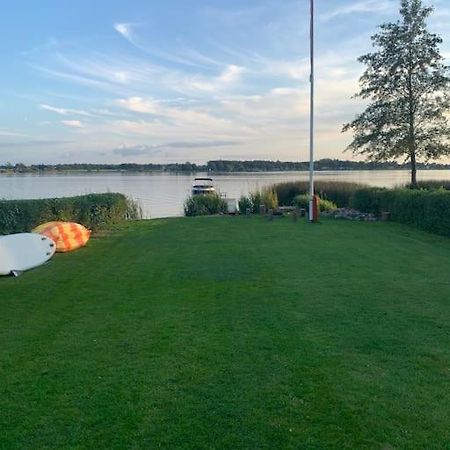 Huset Ved Soen Taet Pa Herning Og Mch Og Boxen 90 M2 Sunds Exterior foto